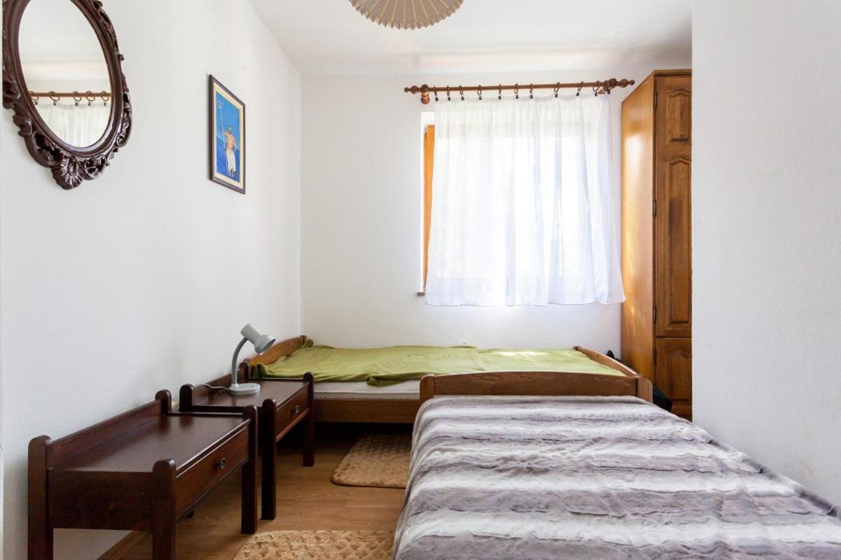 Apartments Magdalena Малинска Екстериор снимка