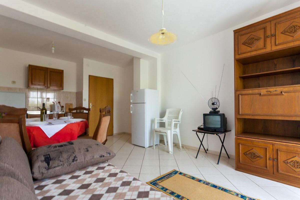 Apartments Magdalena Малинска Екстериор снимка